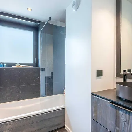 Bel Avec Wifi, Garage, Cheminee Et Grande Terrasse Au Pied Des Pistes A - Fr-1-694-325 Val-d'Isere