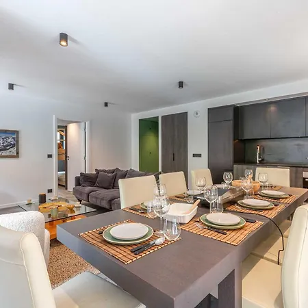 Apartment Bel Avec Wifi, Garage, Cheminee Et Grande Terrasse Au Pied Des Pistes A - Fr-1-694-325